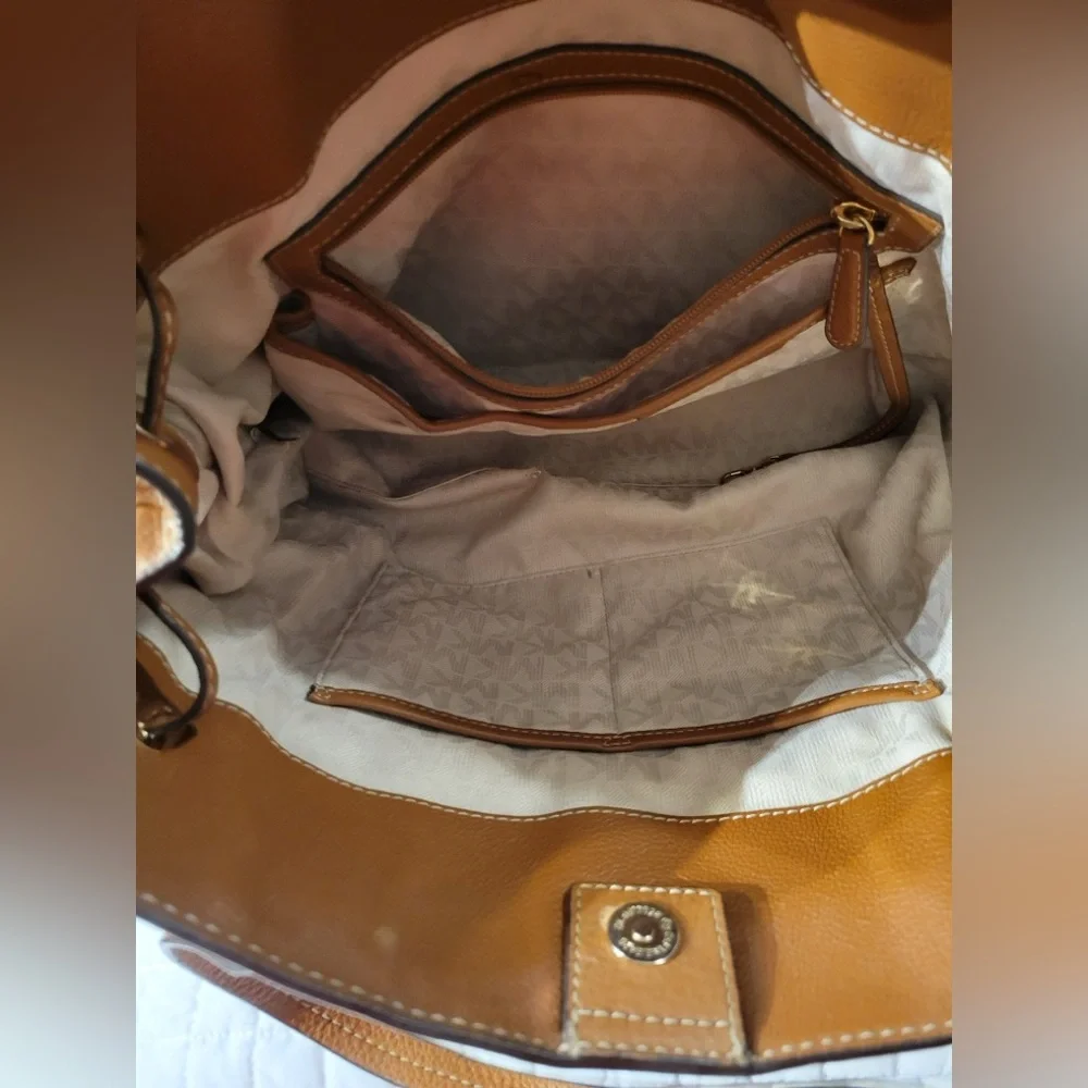 Michael Kors Two-Tone Brown Tote Laptop‎ Bag Preppy Luxury Chic Classy Academic